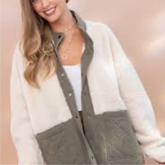 Z Supply Cannon Quilted Sherpa Jacket Dusty Olive Small Cozy Fleece Snap Front - Picture 3 of 8